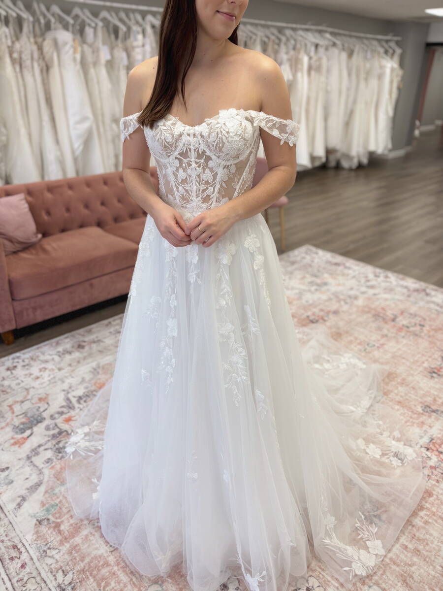 Vayda Jane Rory wedding dress