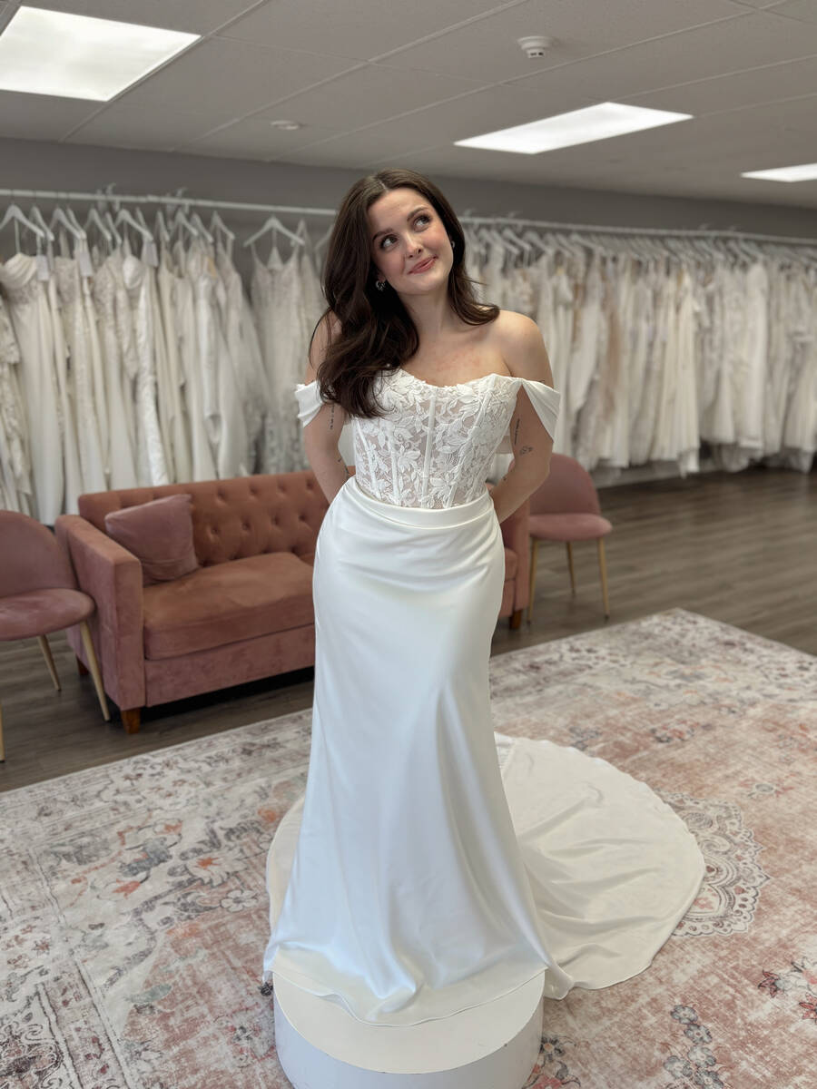 Vayda Jane Gwen wedding dress