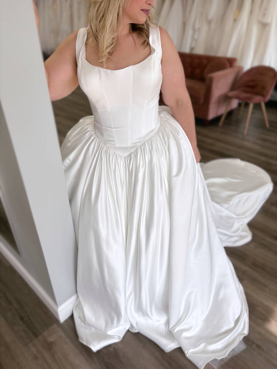 Vayda Jane Sienna wedding dress