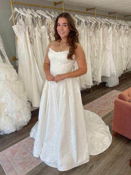 Vayda Jane Ruby wedding dress