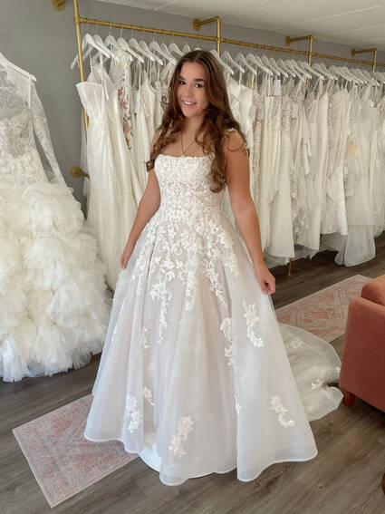 Vayda Jane Drew wedding dress