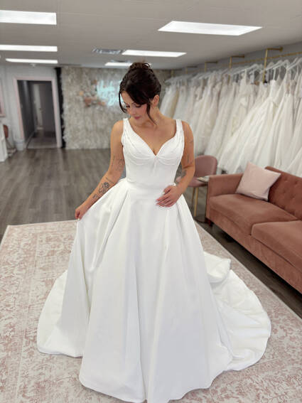 Vayda Jane Lyla wedding dress