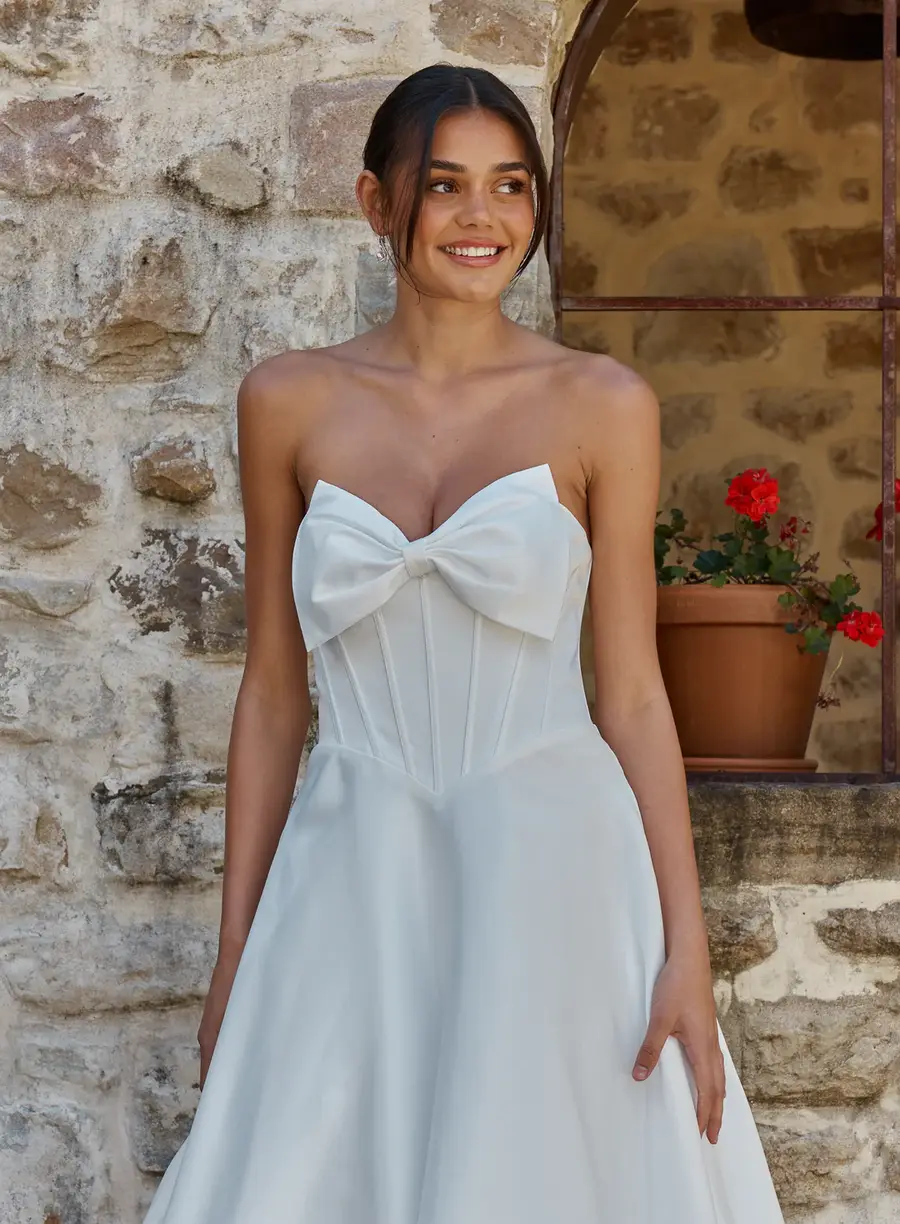 Tania Olsen Dahlina wedding dress