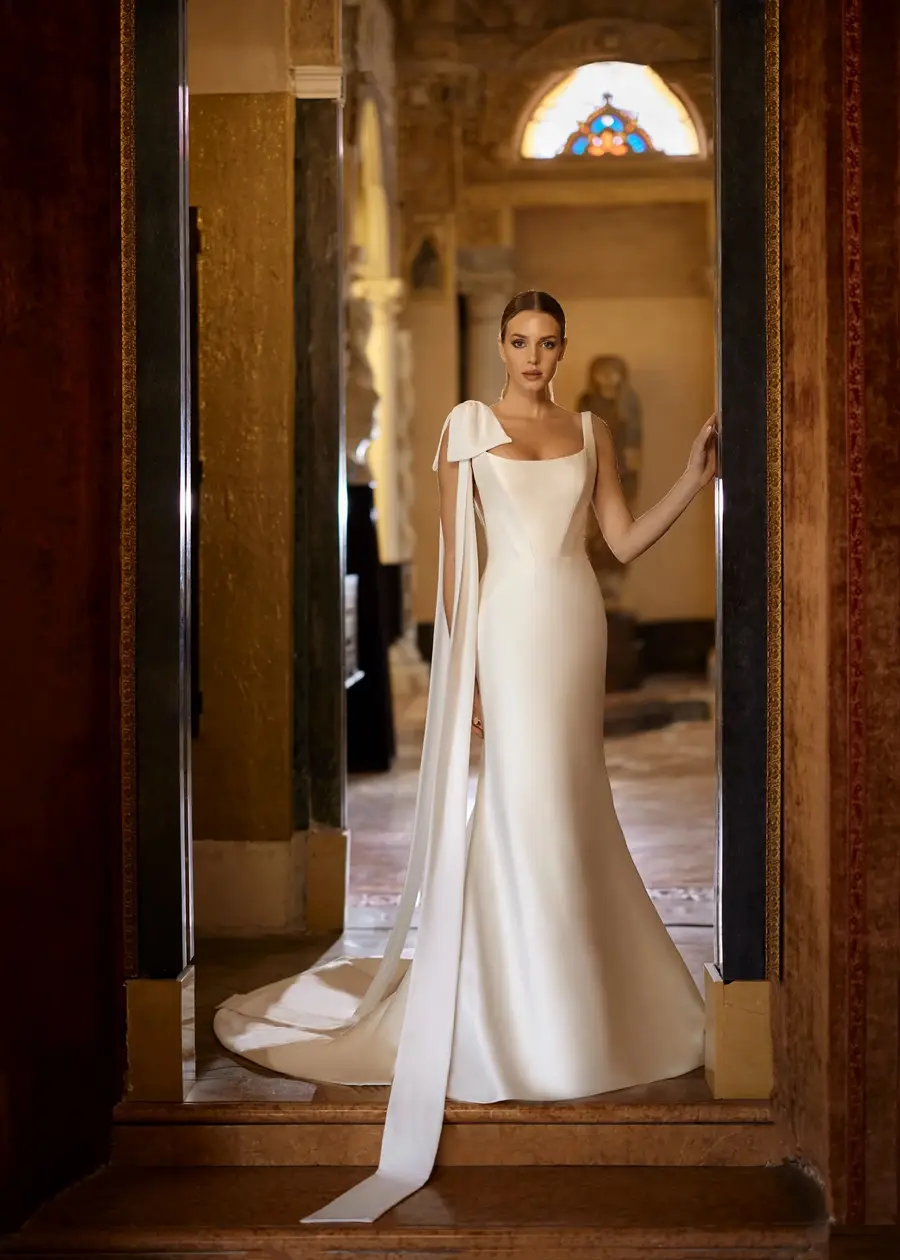 Randy Fenoli Fallon wedding dress