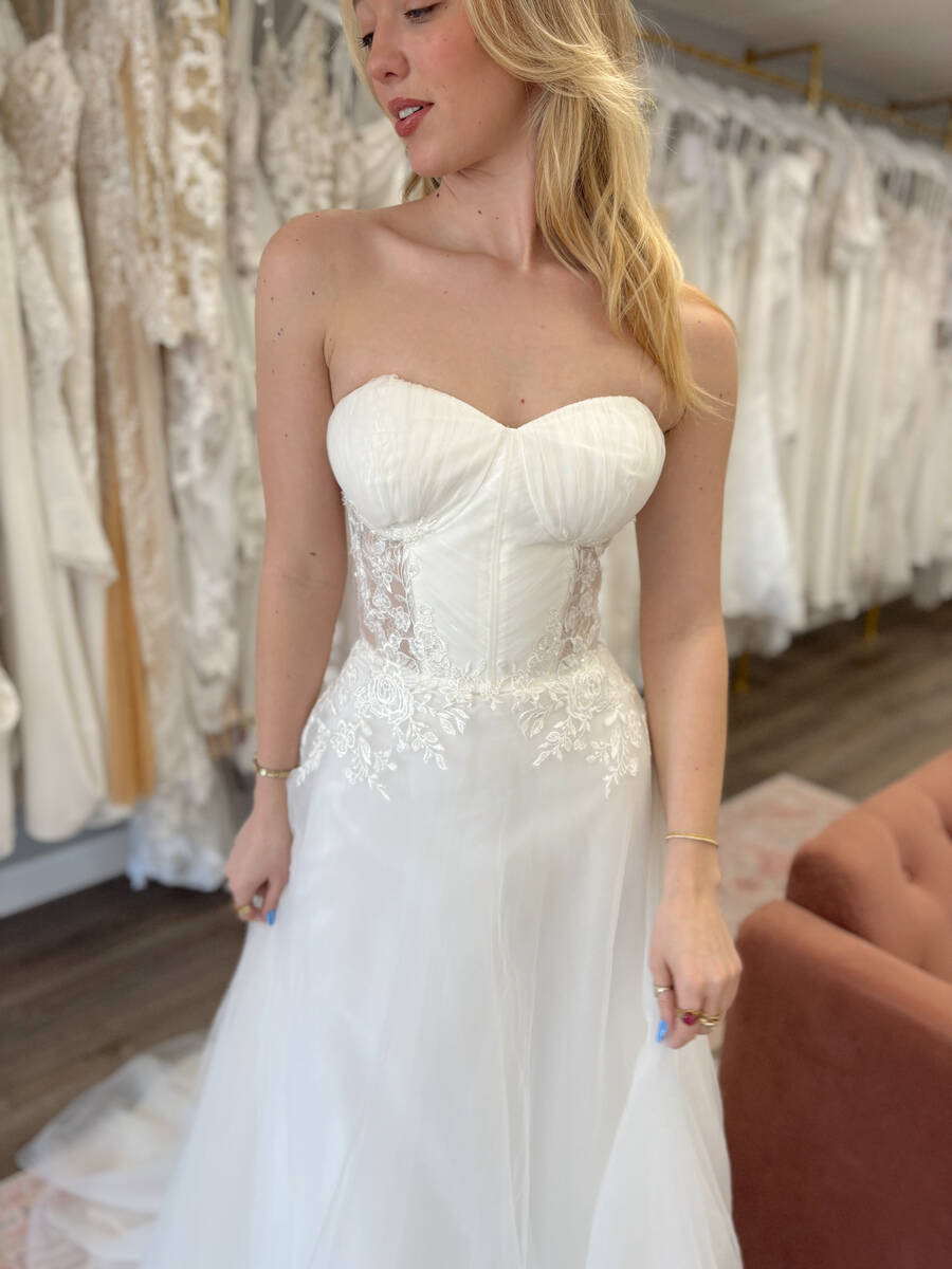 Vintage Violet Bianca wedding dress