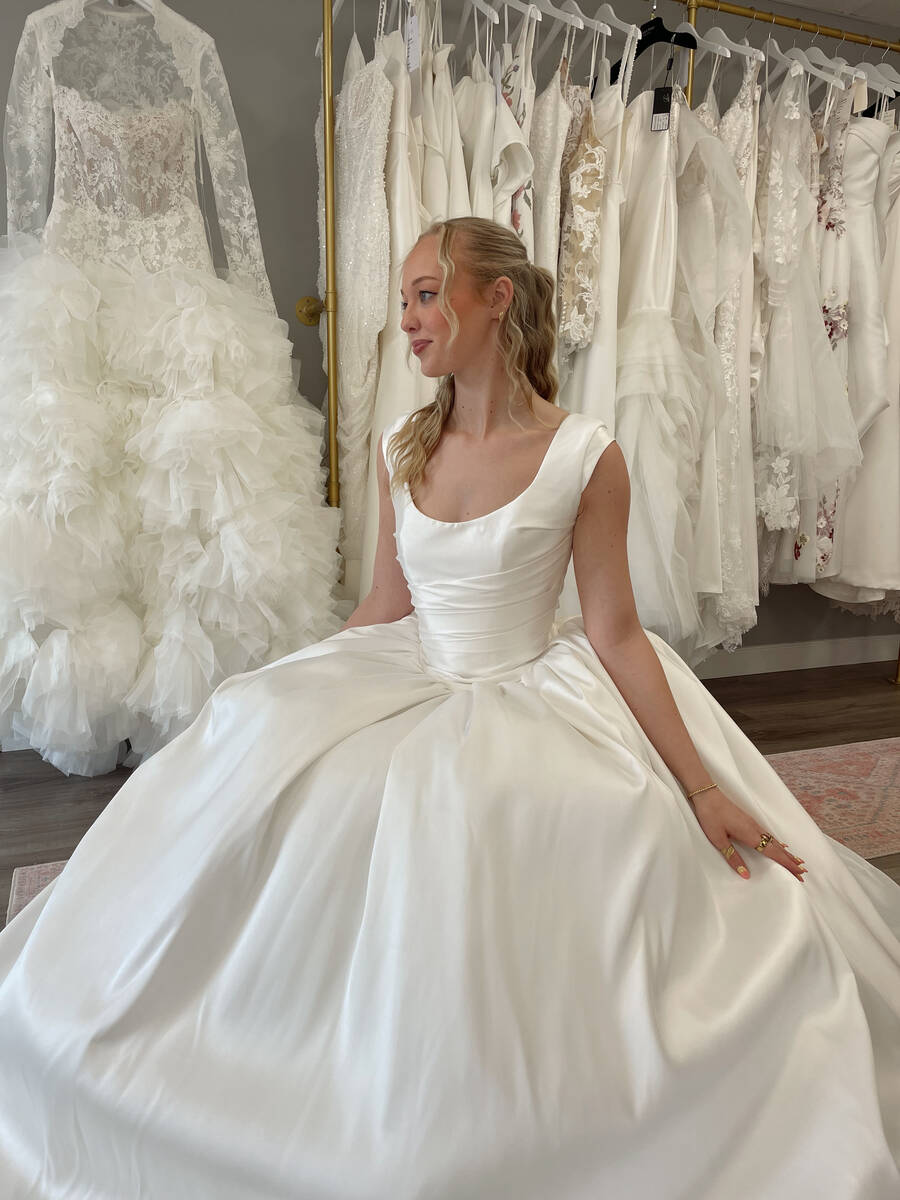 Violet & Jane Diana wedding dress
