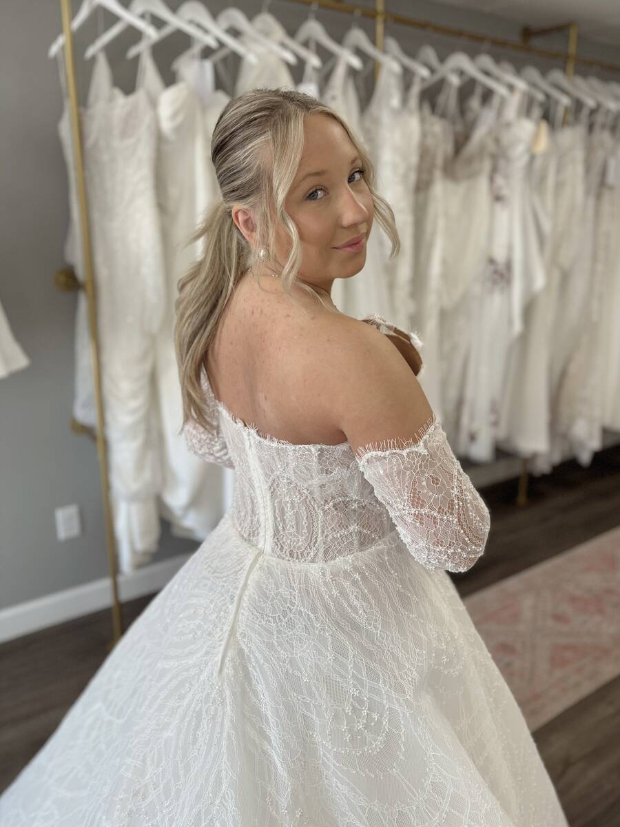 Violet & Jane Sylvia wedding dress