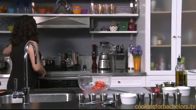 Cooking For Bachelors Tomato Onion Basil Salad