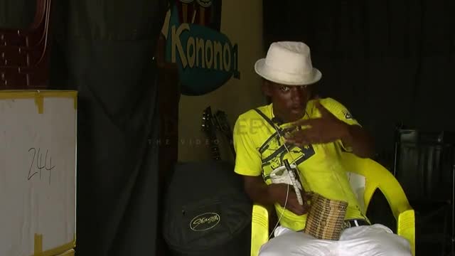 Staff Benda Bilili: street musicians now world fam
