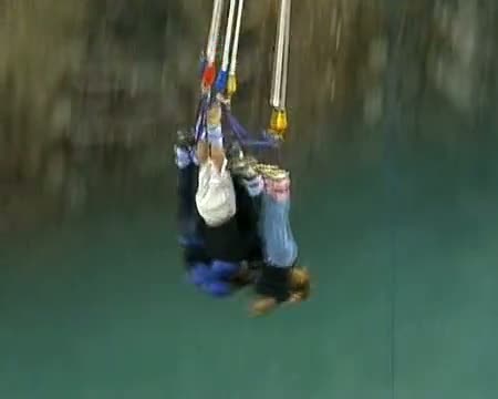 Bungee Jumping 4