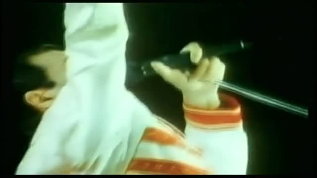 Queen - Under Review 1946-1991