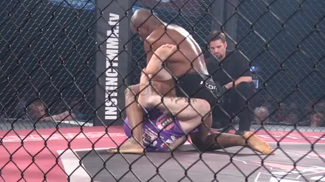 Ultimate fighters battle it out in Canada