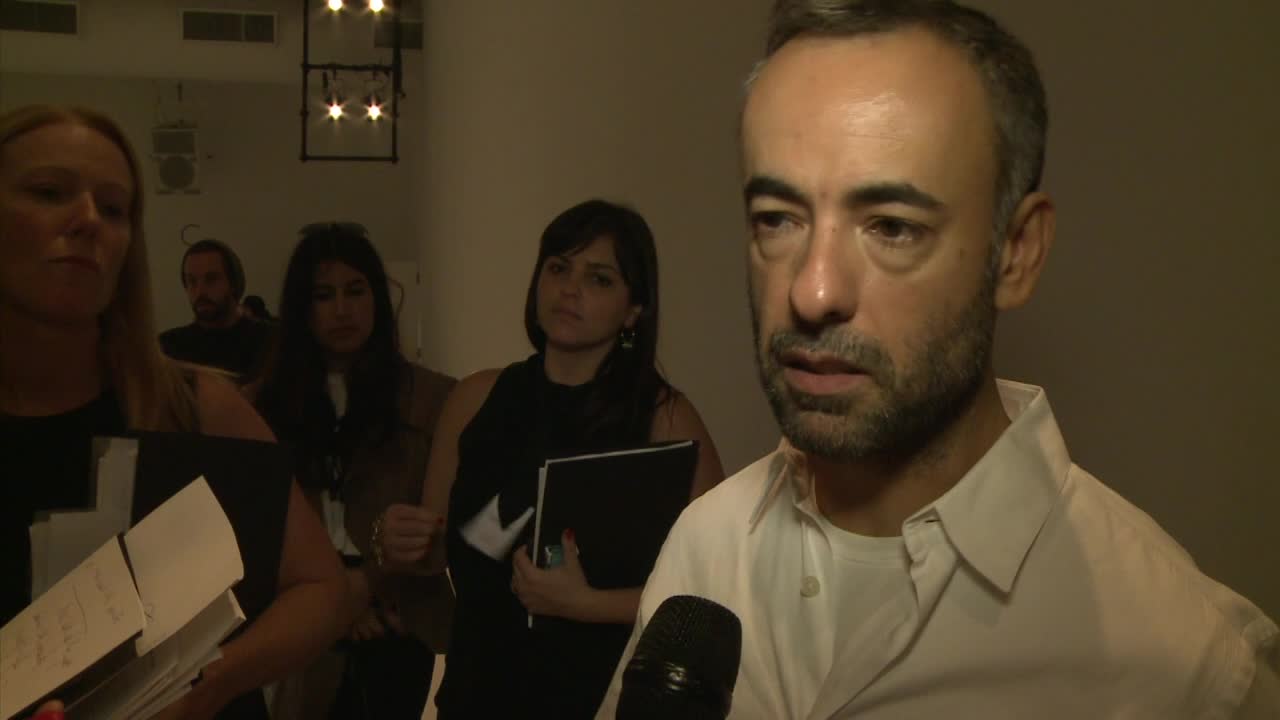 Calvin Klein's Fashion Show + ITW - Woman's Prêt-à