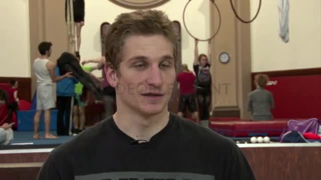 Wall trampolinists make jump from circus to extrem