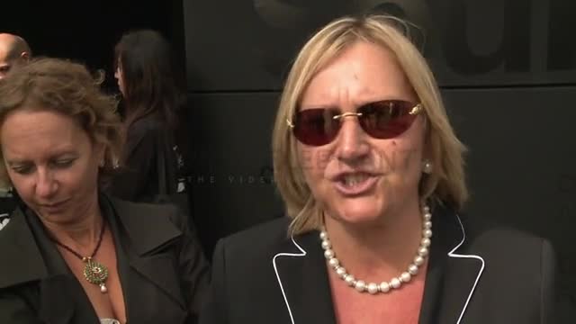 Russia's richest woman unveils sound exhibition in