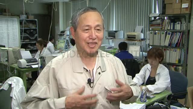 Air-conditioned clothes' help Japan beat summer he