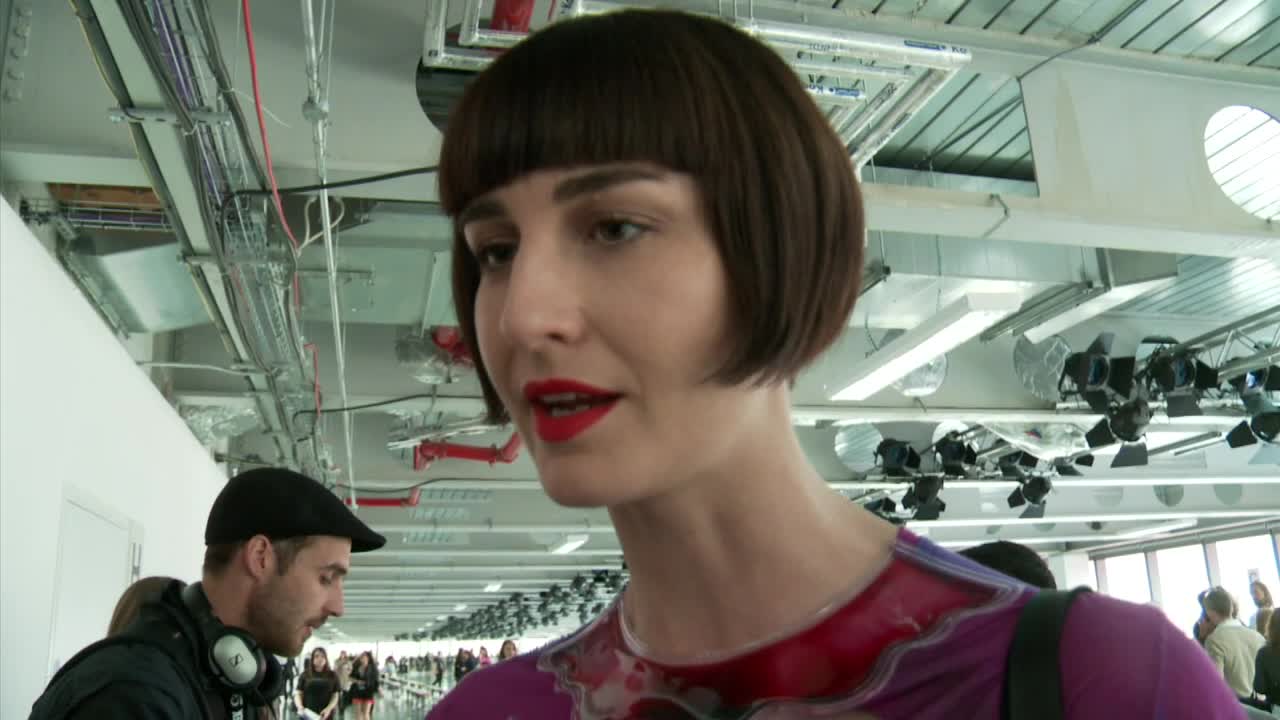 Christopher Kane's Fashion Show + ITW - Woman's Pr