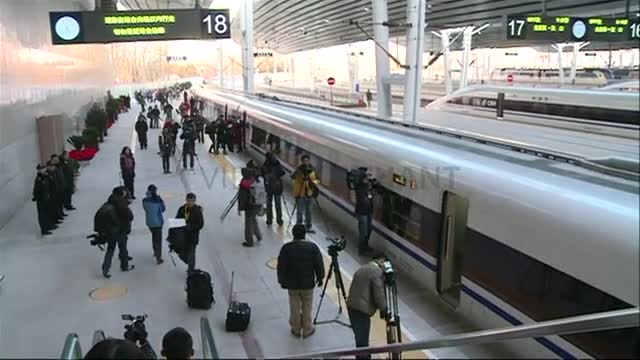 Millions head home for China annual migration
