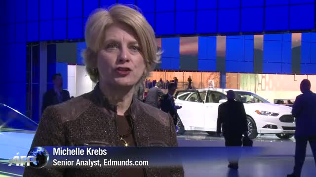Detroit hails resurgence of auto industry