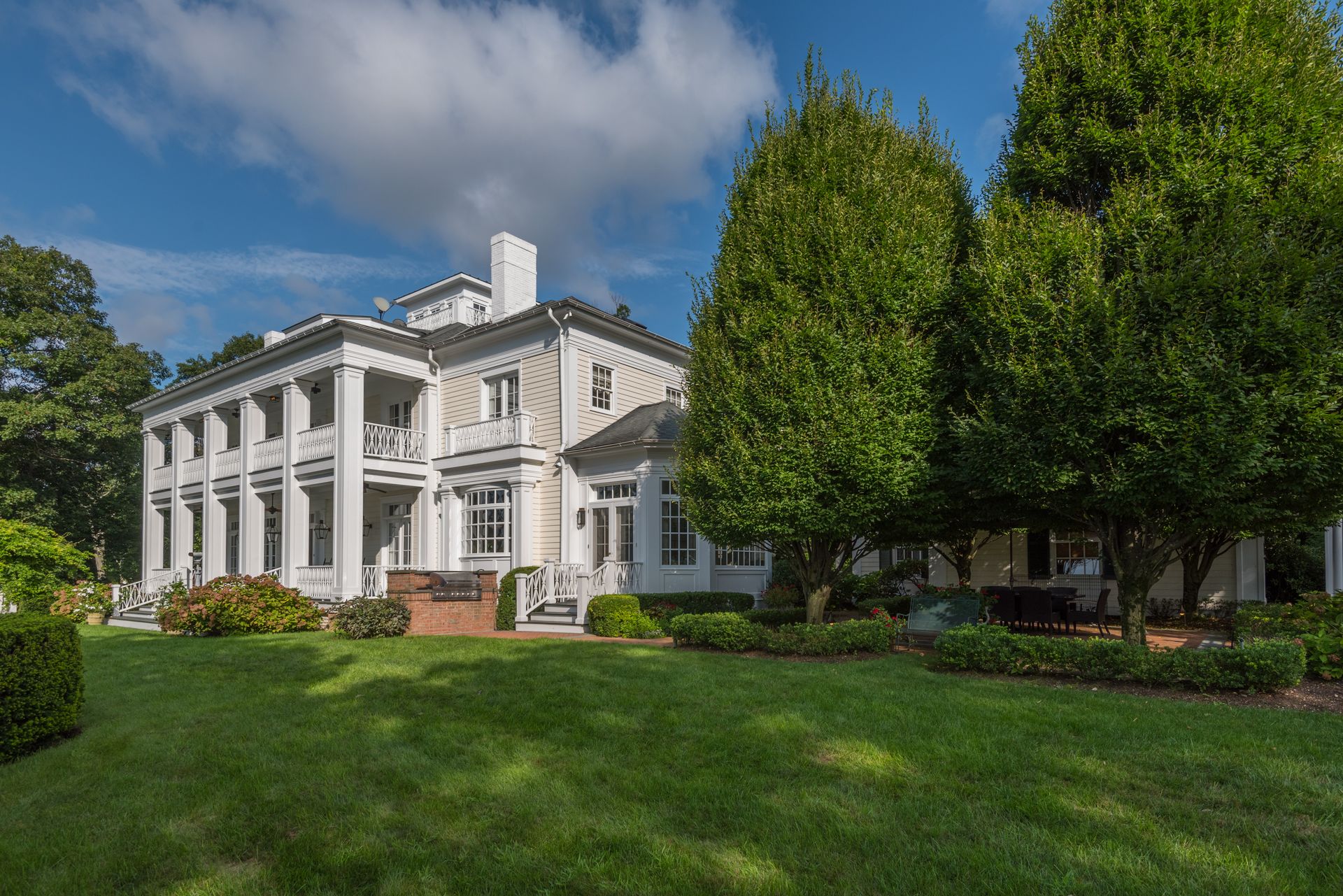 10 Burrwood Court Cold Spring Harbor, NY 11724 Real Estate Tour