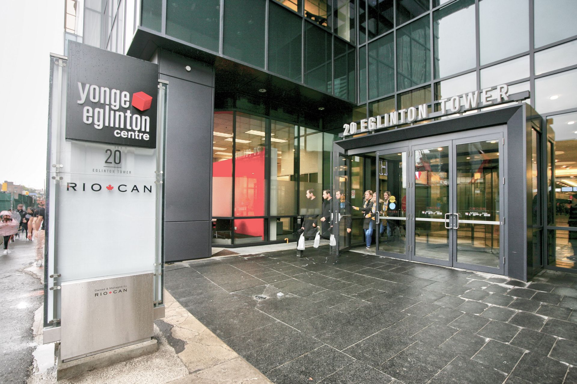 20 Eglinton Avenue West Toronto, ON M4R 1K8 Real Estate Tour 20 Eglinton Avenue West Toronto, ON M4R 1K8 Real Estate Tour
