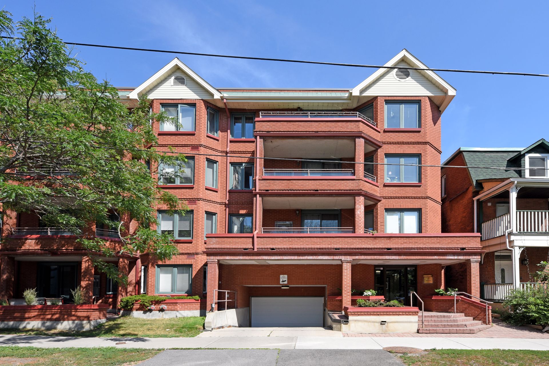 45 Argyle Avenue, Unit 103 Ottawa, ON K2P 1B3 Real Estate Tour