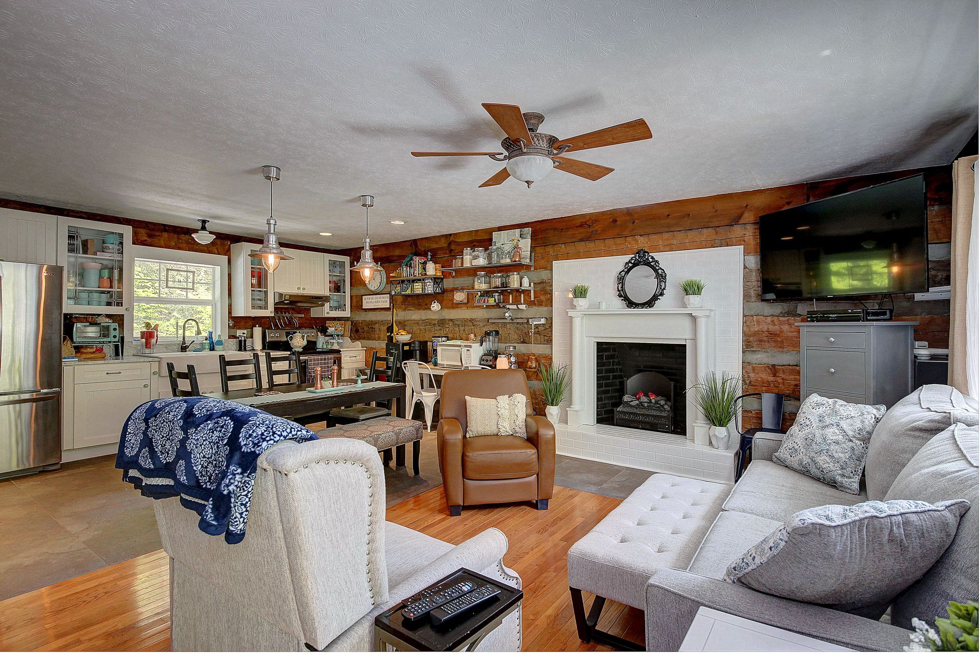 16 Mountaineer Dr. Elkview, WV 25071 Real Estate Tour