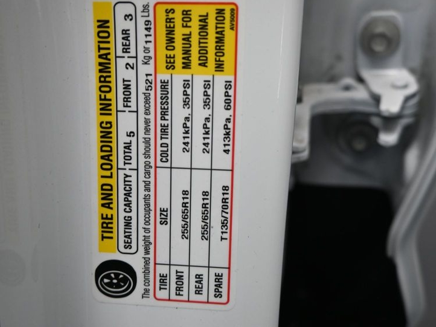 New 2026 Chevrolet Traverse 1LT - BraunAbility Side Entry In Floor Automatic Ramp