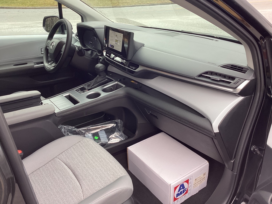 2025 TOYOTA SIENNA - Image 21