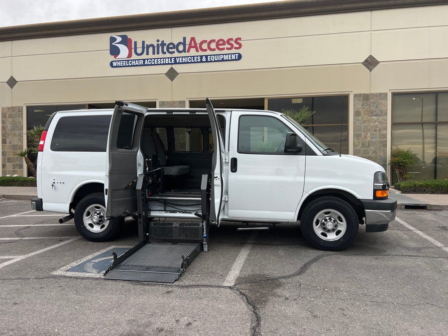 Used 2017 Chevrolet Express LT 3500 - OTH Side Entry Entry Lift Automatic Ramp