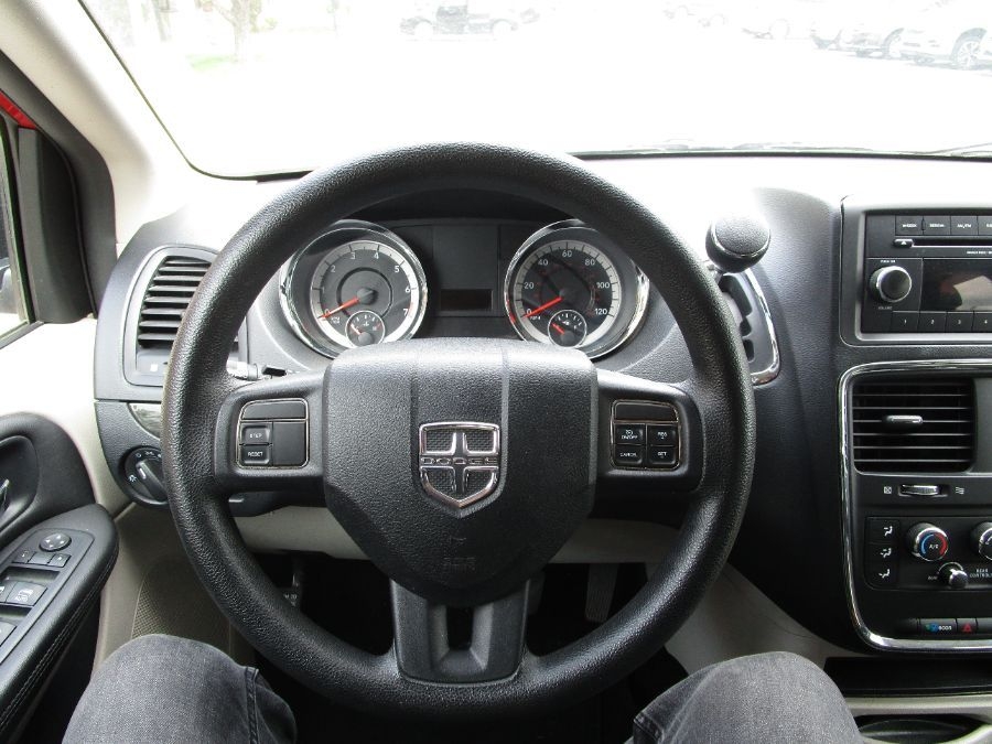 Red Dodge Grand Caravan image number 7