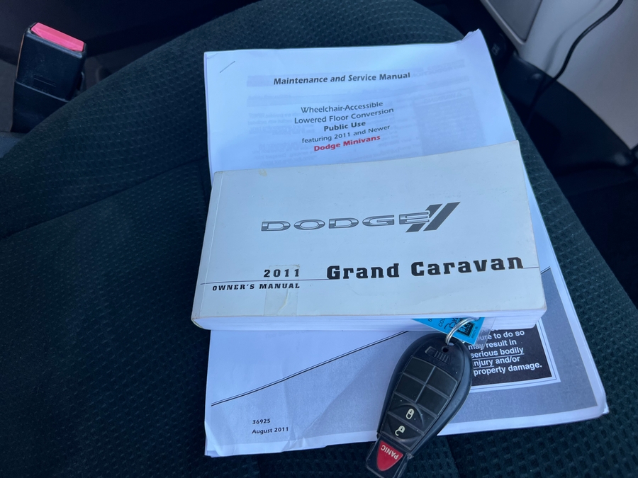 Used 2011 Dodge Grand Caravan Express -  Side Entry Entry Fold Out Manual Ramp
