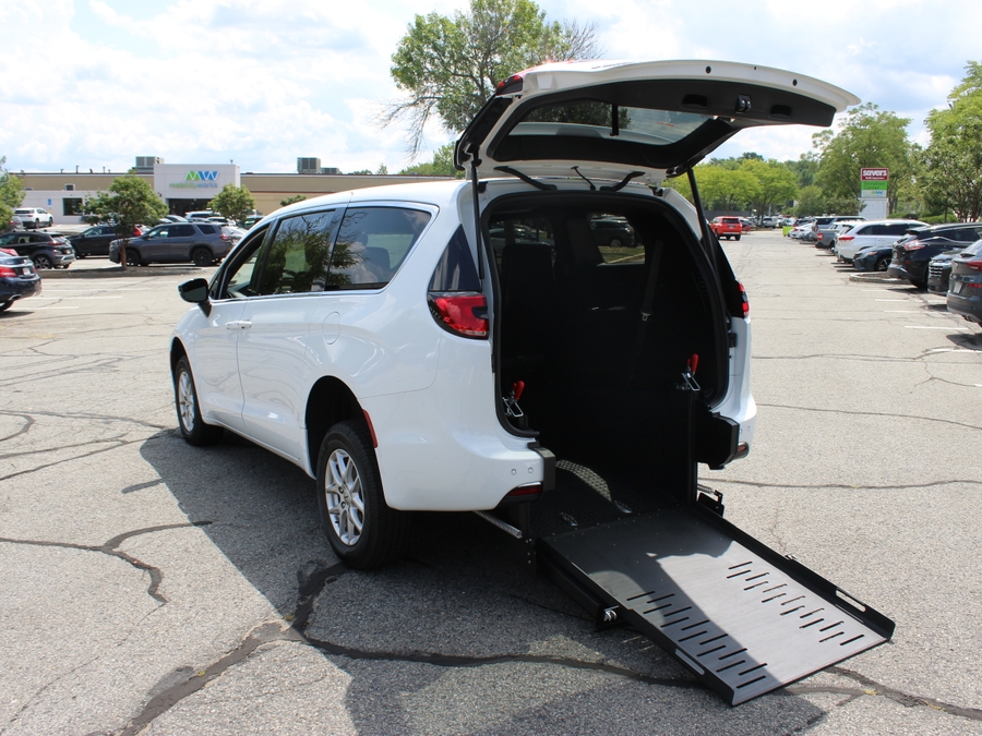 White Chrysler Pacifica with Rear Entry Manual Fold Out ramp