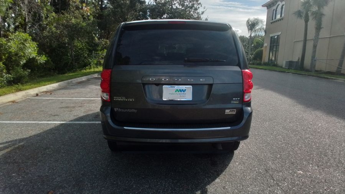 2019 DODGE GRAND CARAVAN - Image 5