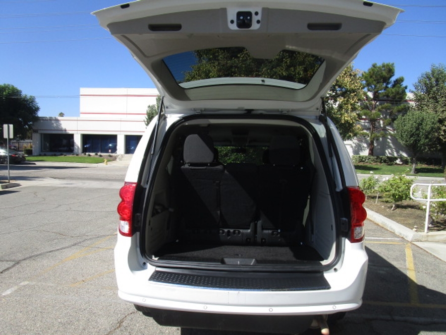 Used 2017 Dodge Grand Caravan SE - VMI Side Entry Entry In Floor Manual Ramp