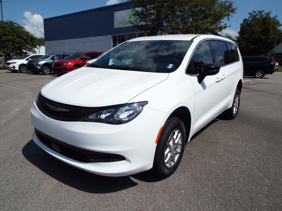 White Chrysler Pacifica with Rear Entry Manual Fold Out ramp