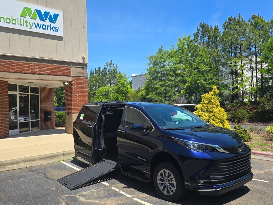 2026 Toyota Sienna's photo