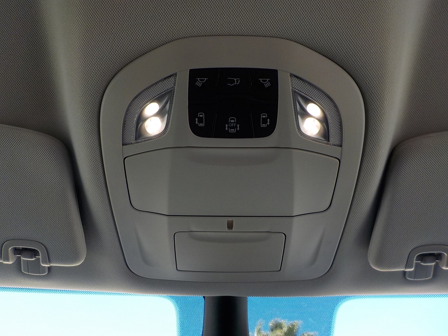 2023 CHRYSLER VOYAGER - Image 34