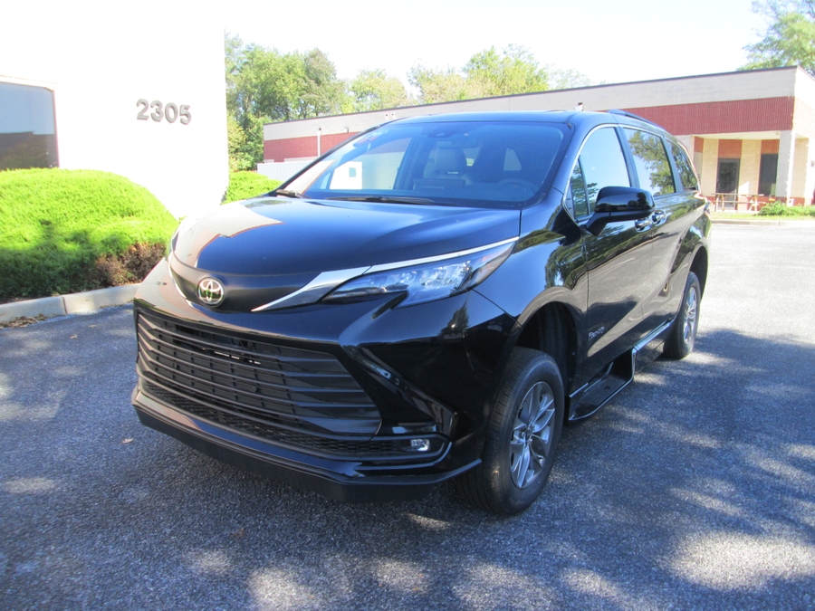 Black Toyota Sienna with Side Entry Automatic In Floor ramp