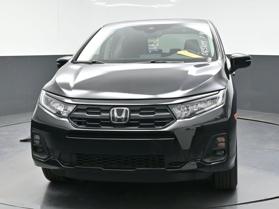 Black Honda Odyssey image number 19