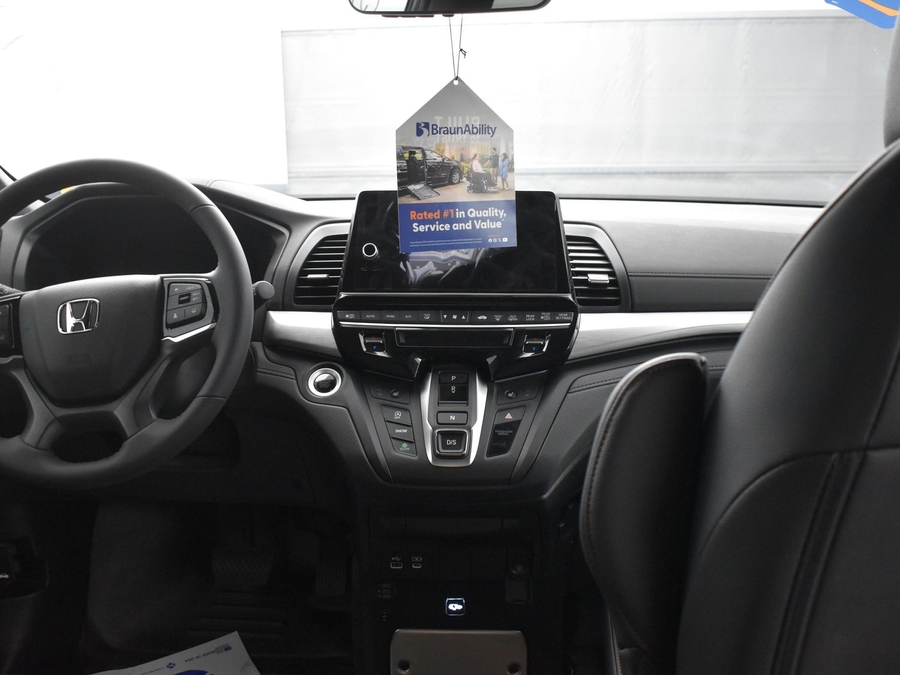 New 2026 Honda Odyssey Sport - BraunAbility Side Entry Entry In Floor Automatic Ramp