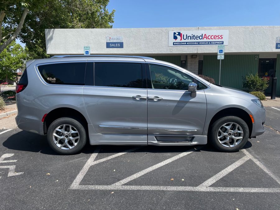 Used 2019 Chrysler Pacifica Limited - ROLLX Side Entry Entry Fold Out Manual Ramp