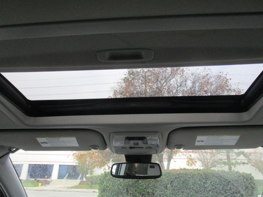 Used 2018 Toyota Sienna XLE Base - VMI Side Entry Entry In Floor Automatic Ramp