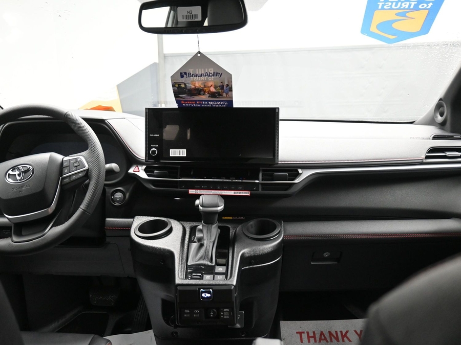 New 2026 Toyota Sienna Hybrid XSE Sport - BraunAbility Side Entry Entry Fold Out Automatic Ramp