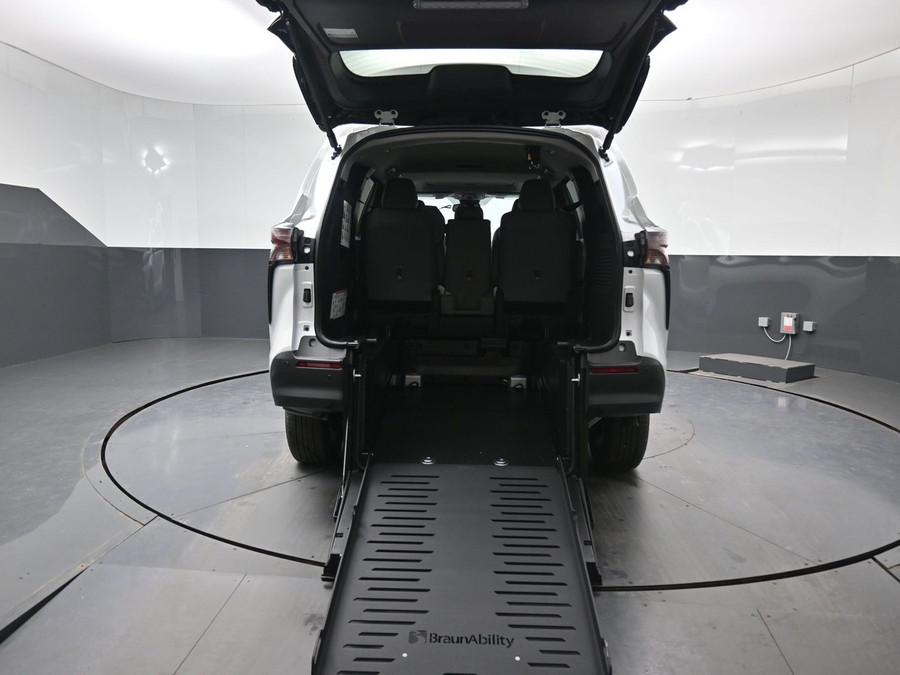 New 2026 Toyota Sienna Hybrid XLE Add - BraunAbility Commercial Rear Entry Entry Fold Out Manual Ramp