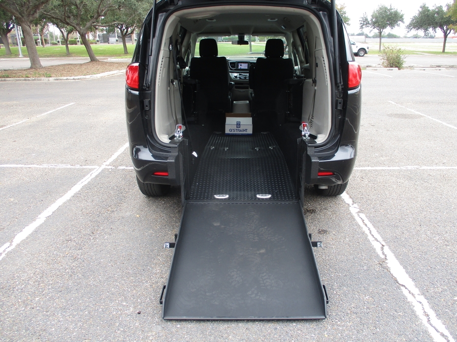Used 2022 Chrysler Voyager LX - ATS Rear Entry Entry Fold Out Manual Ramp