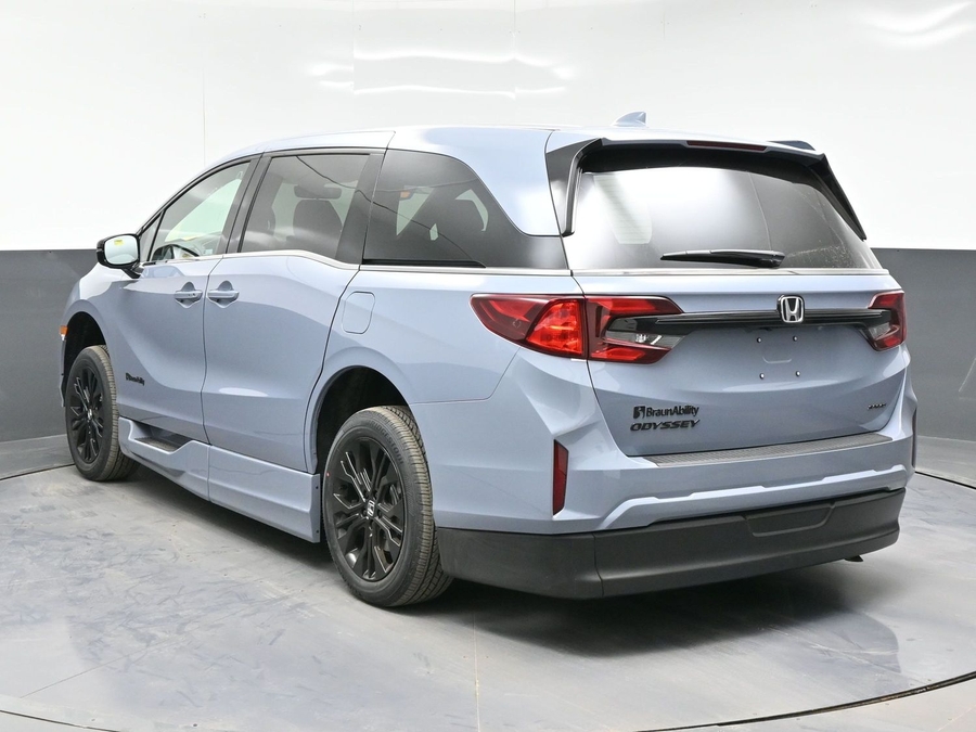 New 2026 Honda Odyssey Sport - BraunAbility Side Entry Entry In Floor Automatic Ramp
