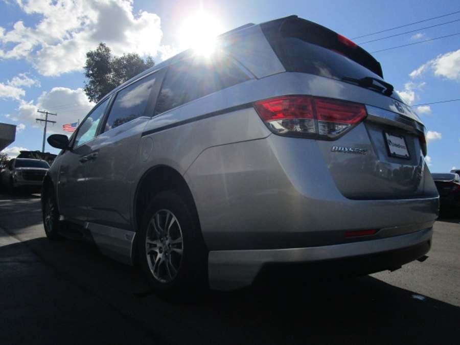 Used 2014 Honda Odyssey EX-L - VMI Side Entry Entry In Floor Automatic Ramp
