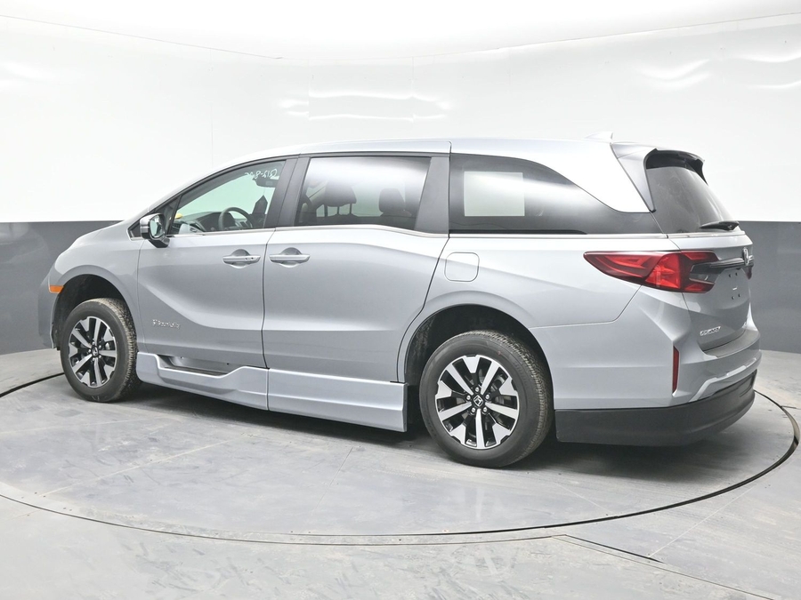 New 2026 Honda Odyssey EX-L - BraunAbility Side Entry Entry In Floor Automatic Ramp