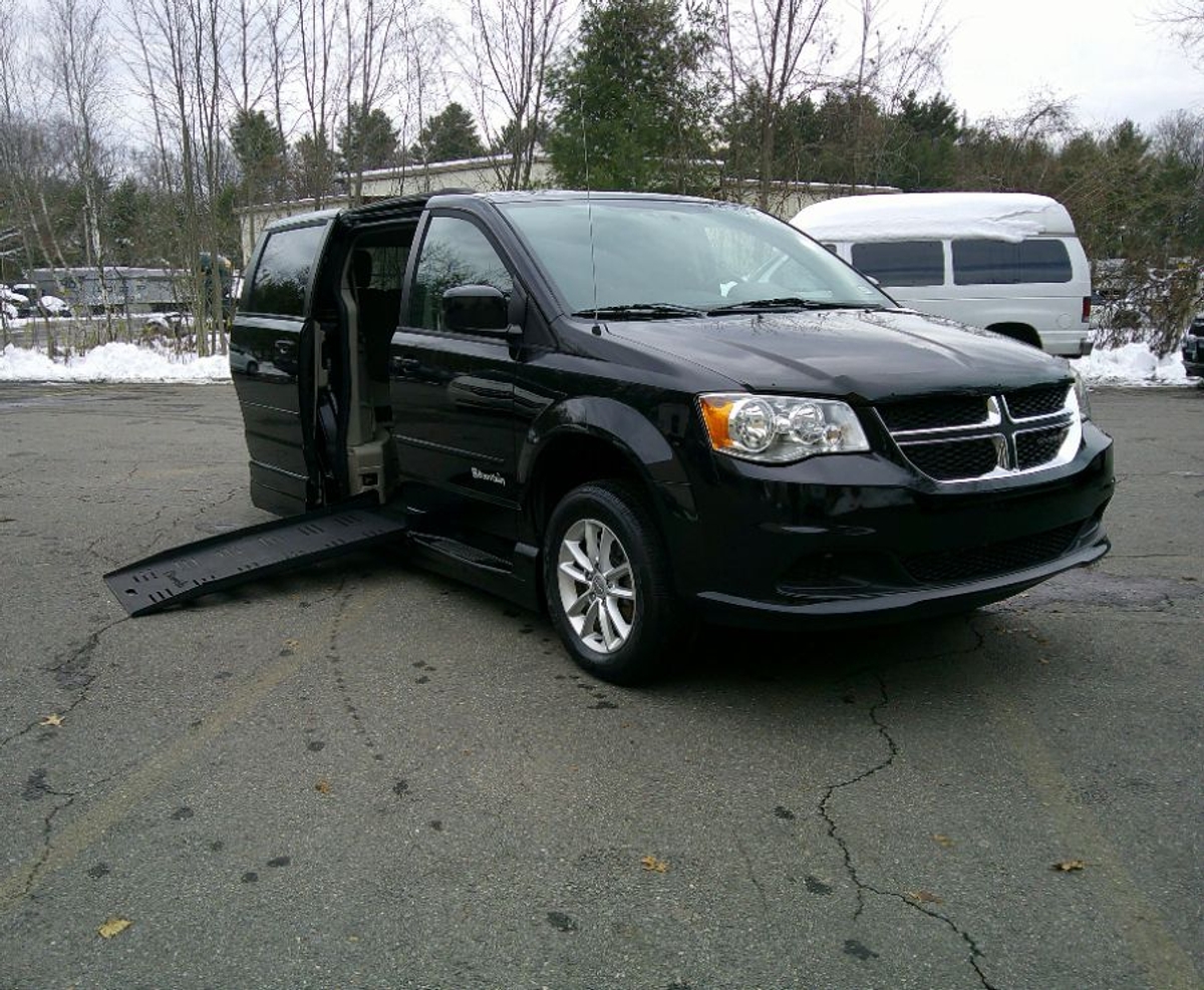 2016 DODGE GRAND CARAVAN - Image 2